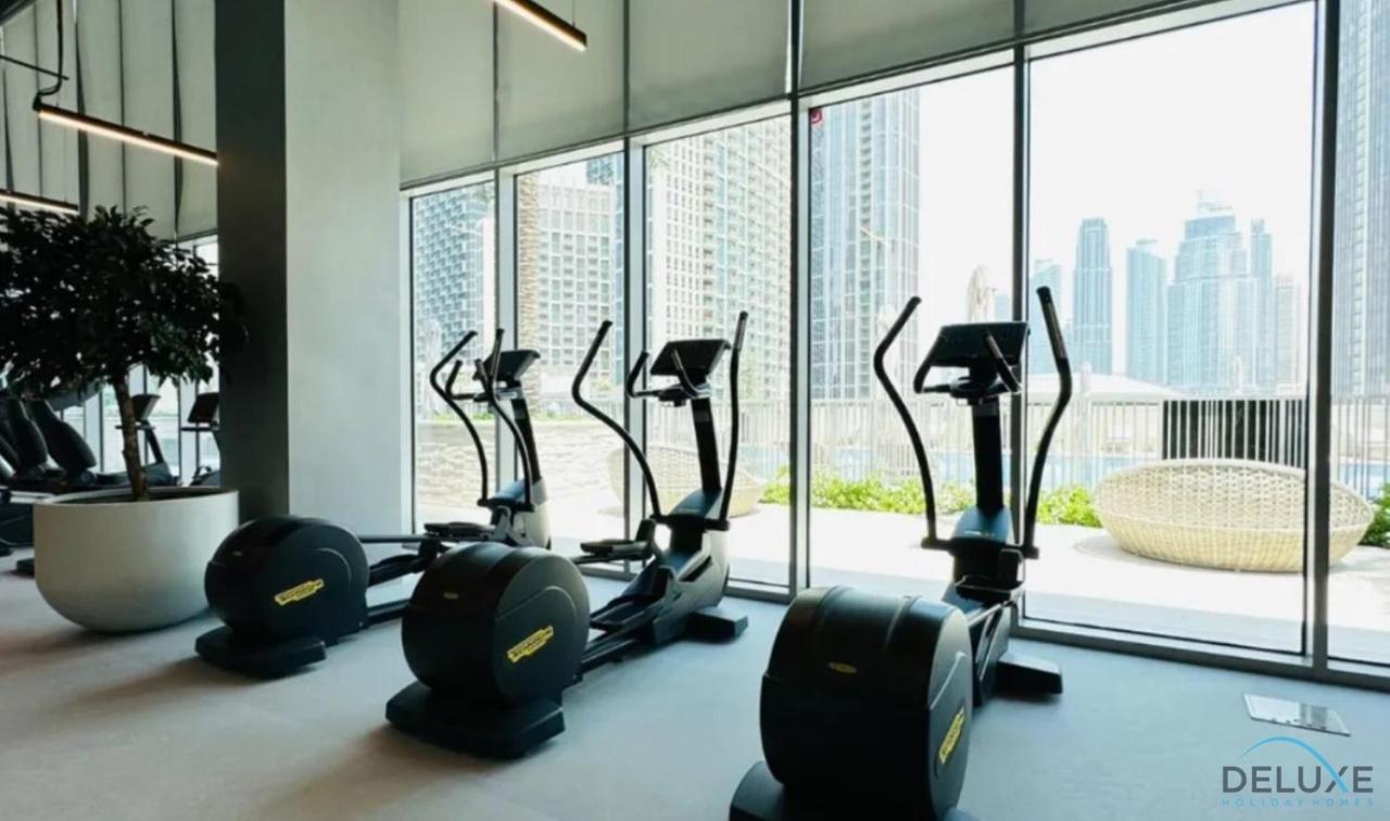 Cozy 2br At Tower 2 Downtown By Deluxe Homes * Dubai